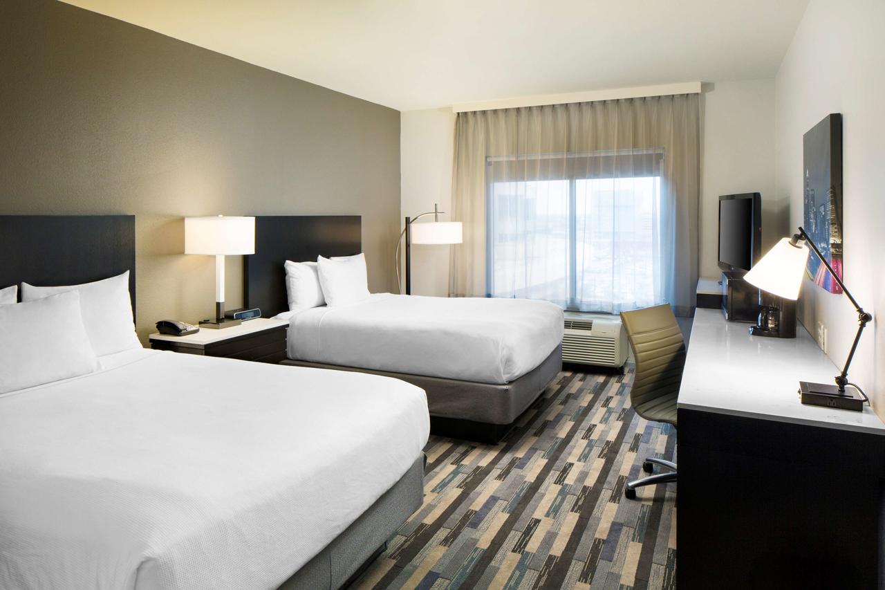 Hyatt House Charlotte Center City - thumb 3