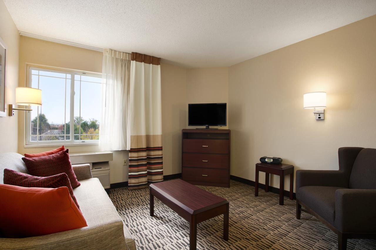 Hawthorn Suites By Wyndham Greensboro - thumb 9