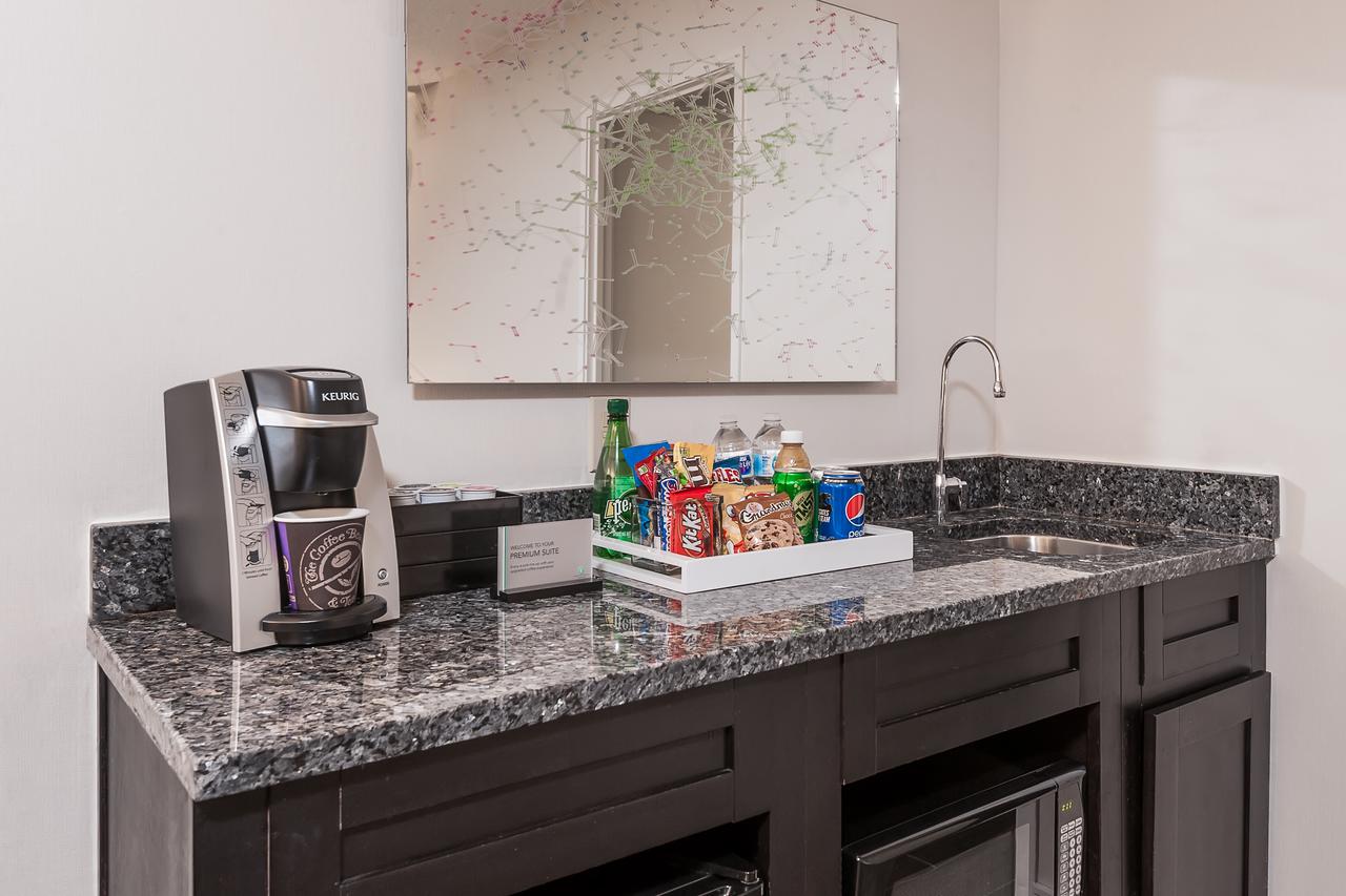 Embassy Suites Raleigh - Crabtree - thumb 9