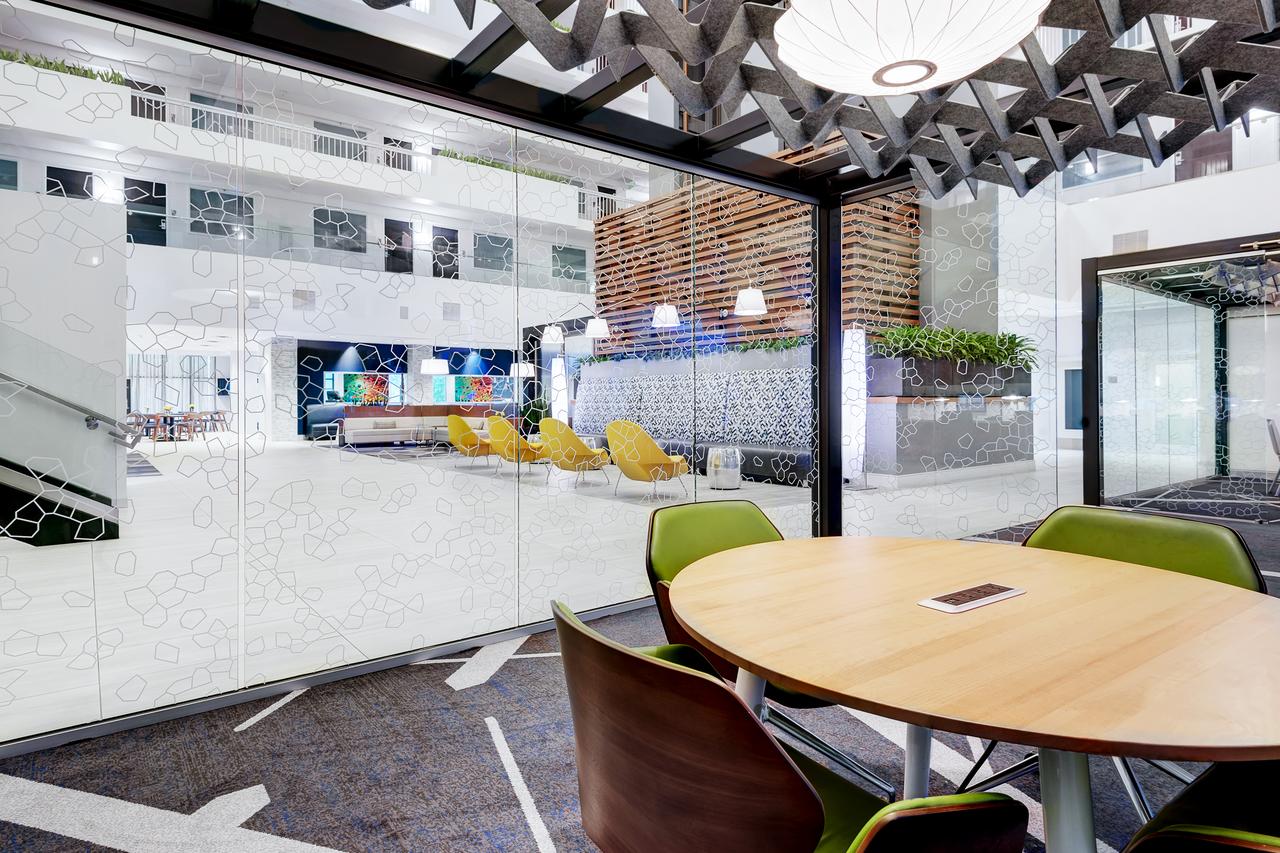 Embassy Suites Raleigh - Crabtree - thumb 5