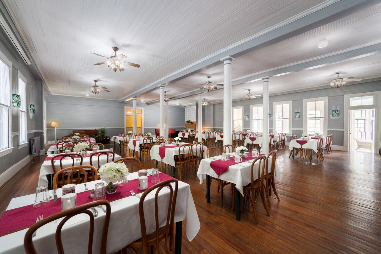 Grand Old Lady Hotel - thumb 33