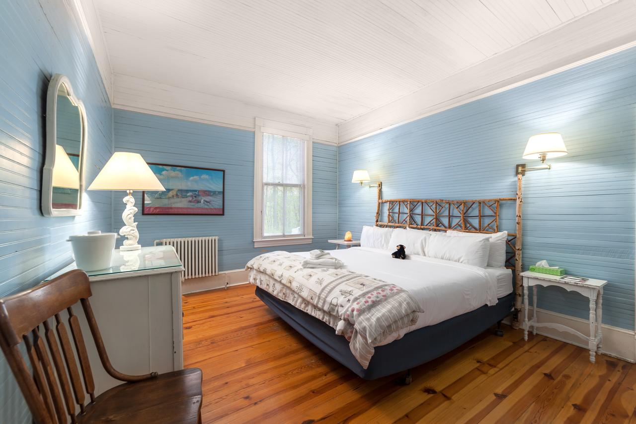 Grand Old Lady Hotel - thumb 7