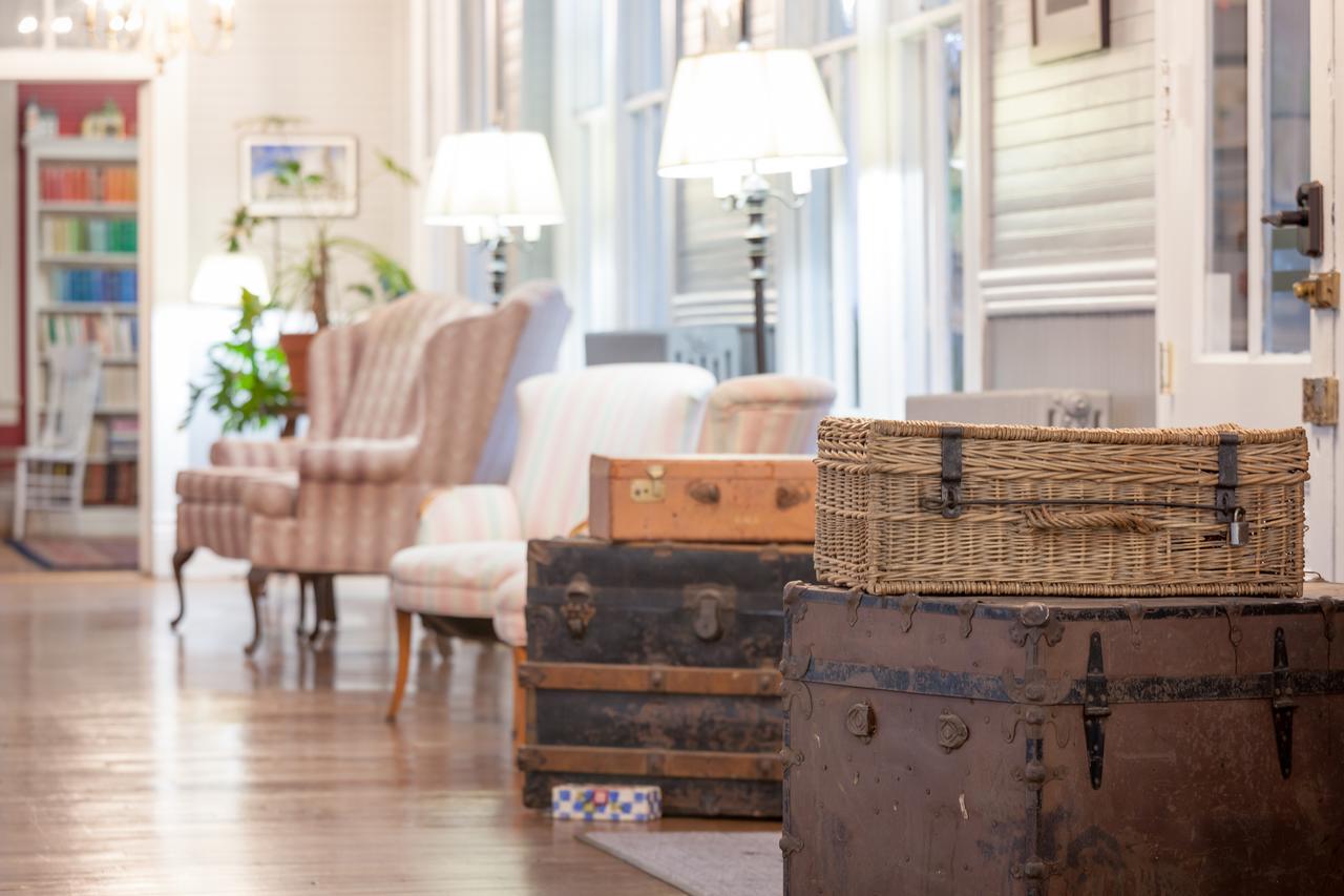 Grand Old Lady Hotel - thumb 26