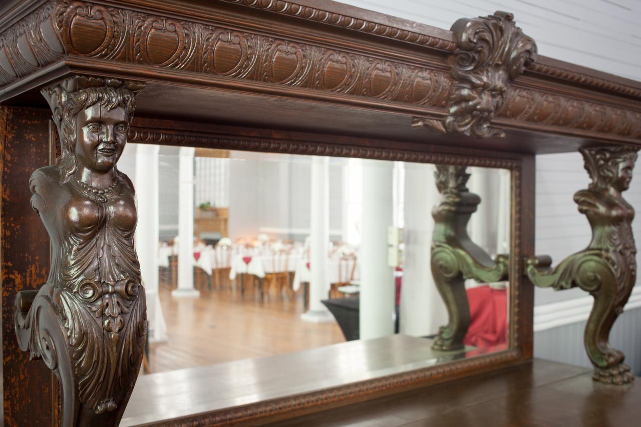 Grand Old Lady Hotel - thumb 32