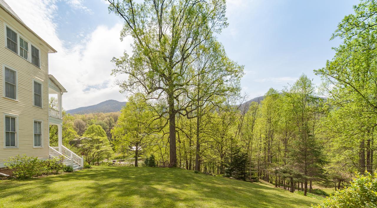 Grand Old Lady Hotel - thumb 38