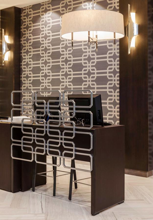 Sheraton Charlotte Hotel - thumb 30