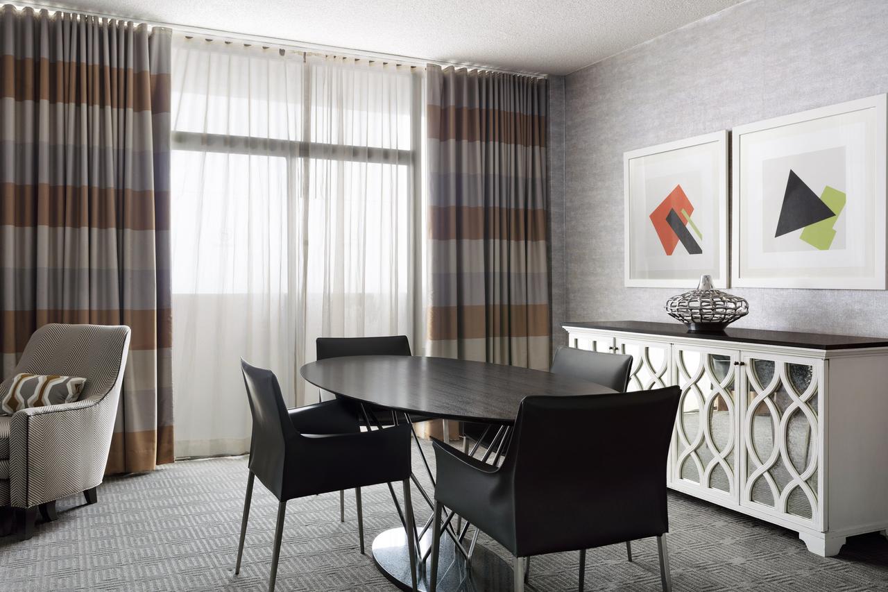 Sheraton Charlotte Hotel - thumb 10