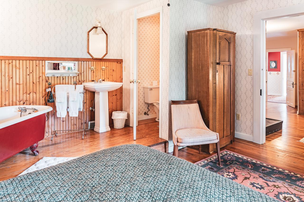 Black Mountain Inn - thumb 8