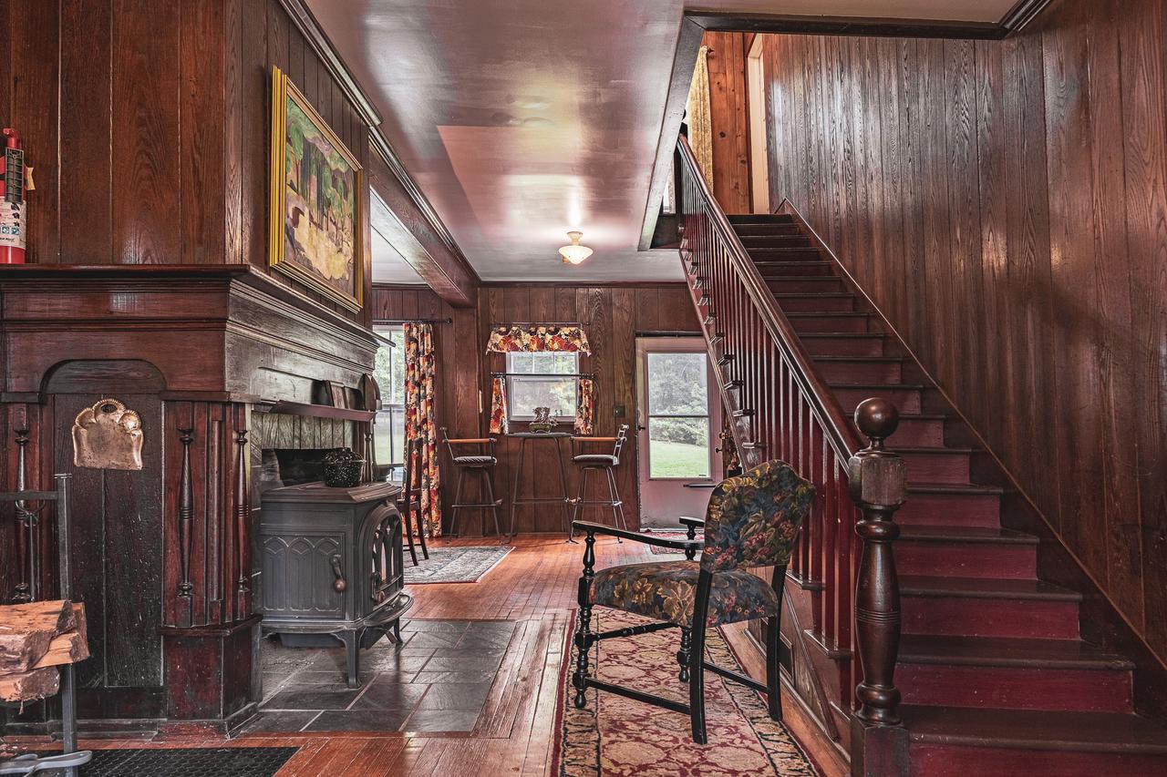 Black Mountain Inn - thumb 11