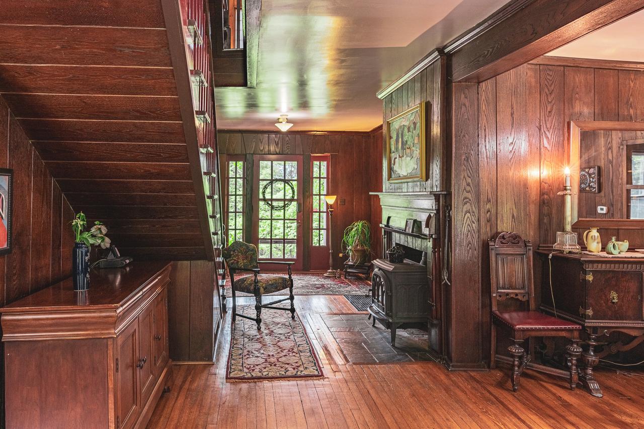 Black Mountain Inn - thumb 9