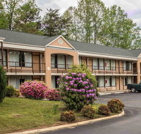 Econo Lodge Inn And Suites - Pilot Mountain - Tourism Bookings