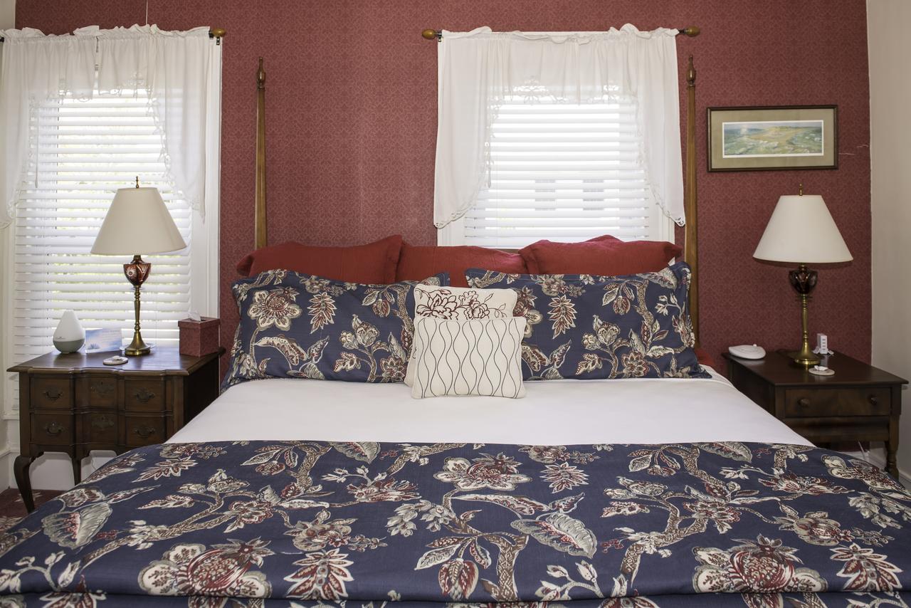 Pecan Tree Inn - thumb 13