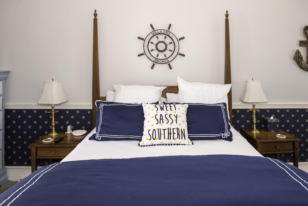 Pecan Tree Inn - thumb 14