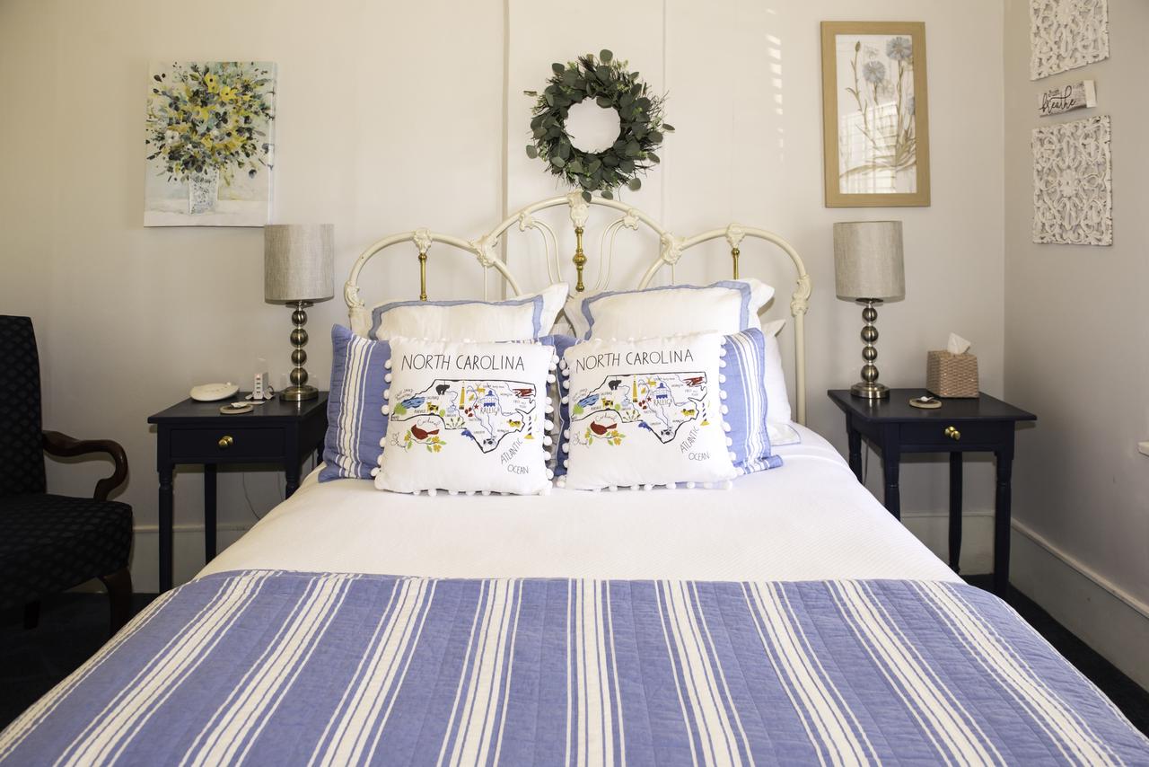 Pecan Tree Inn - thumb 16