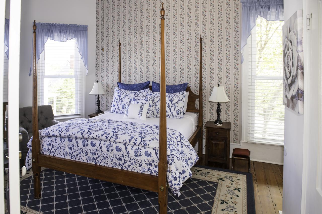 Pecan Tree Inn - thumb 27