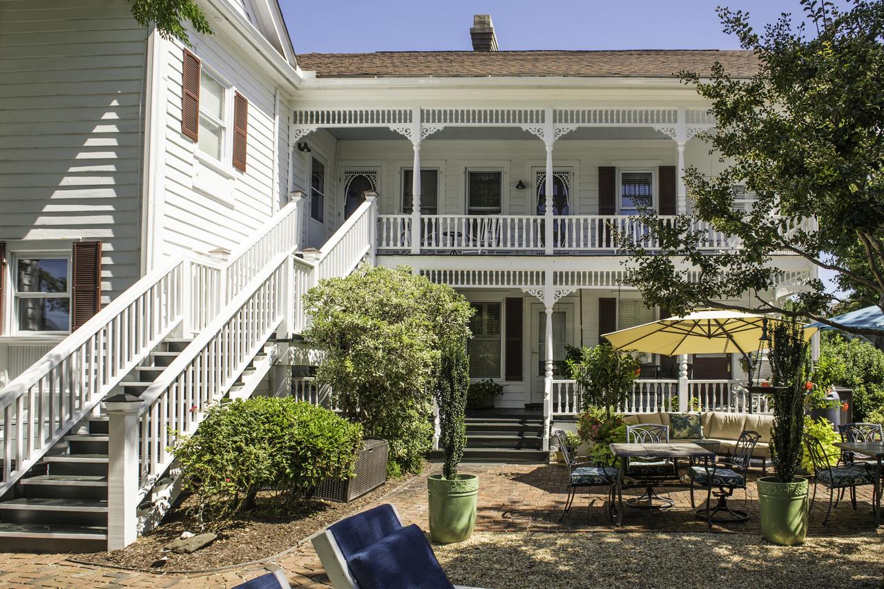 Pecan Tree Inn - thumb 5