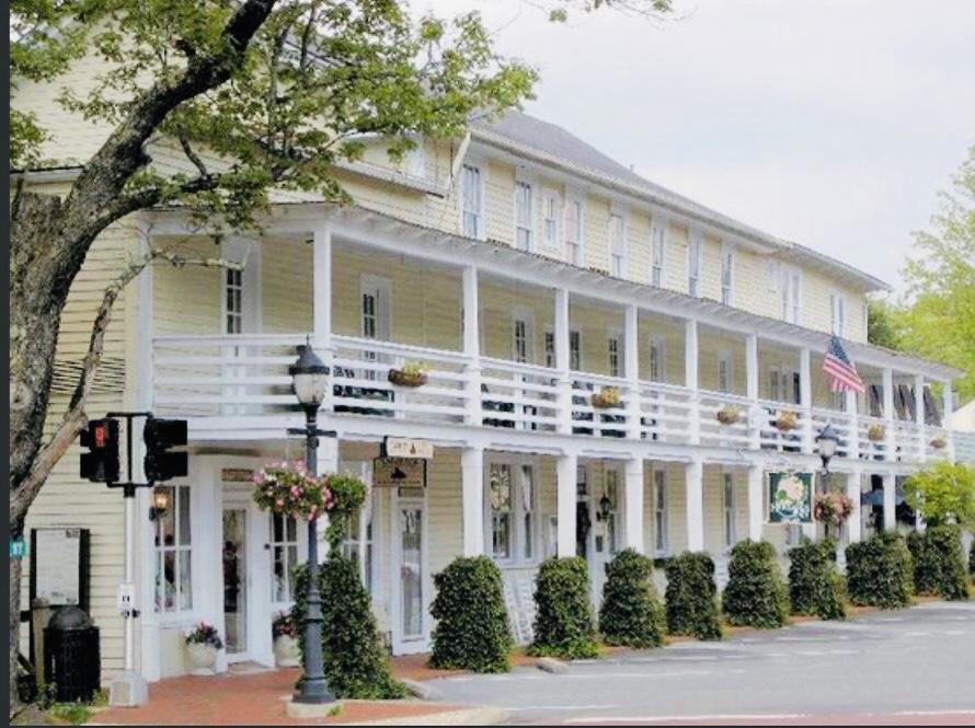 Highlands Inn - thumb 3