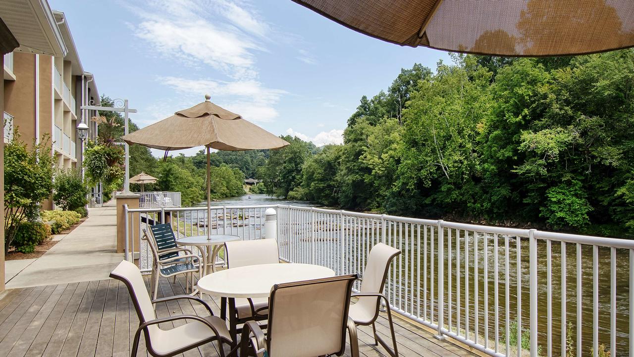Best Western Plus River Escape Sylva / Dillsboro - thumb 22