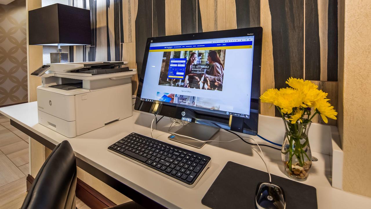 Best Western Plus River Escape Sylva / Dillsboro - thumb 11