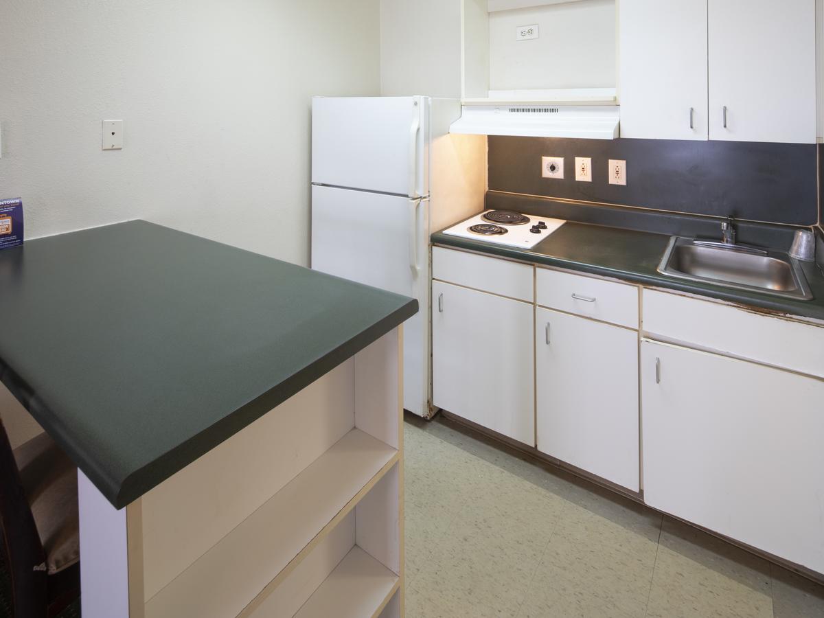 InTown Suites Extended Stay Greensboro NC-Lanada - thumb 17