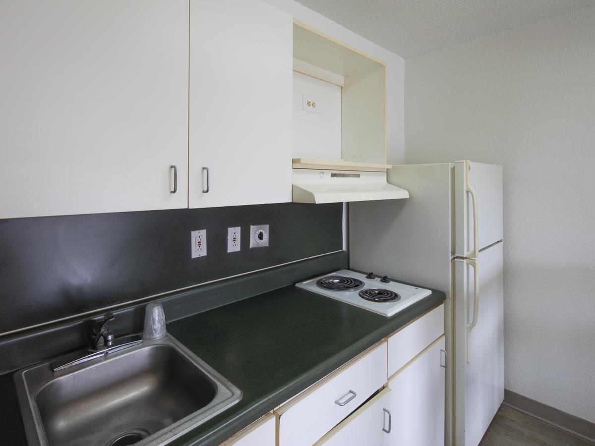 InTown Suites Extended Stay Greensboro NC-Lanada - thumb 12