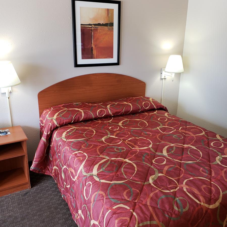 InTown Suites Extended Stay Greensboro NC-Lanada - thumb 1