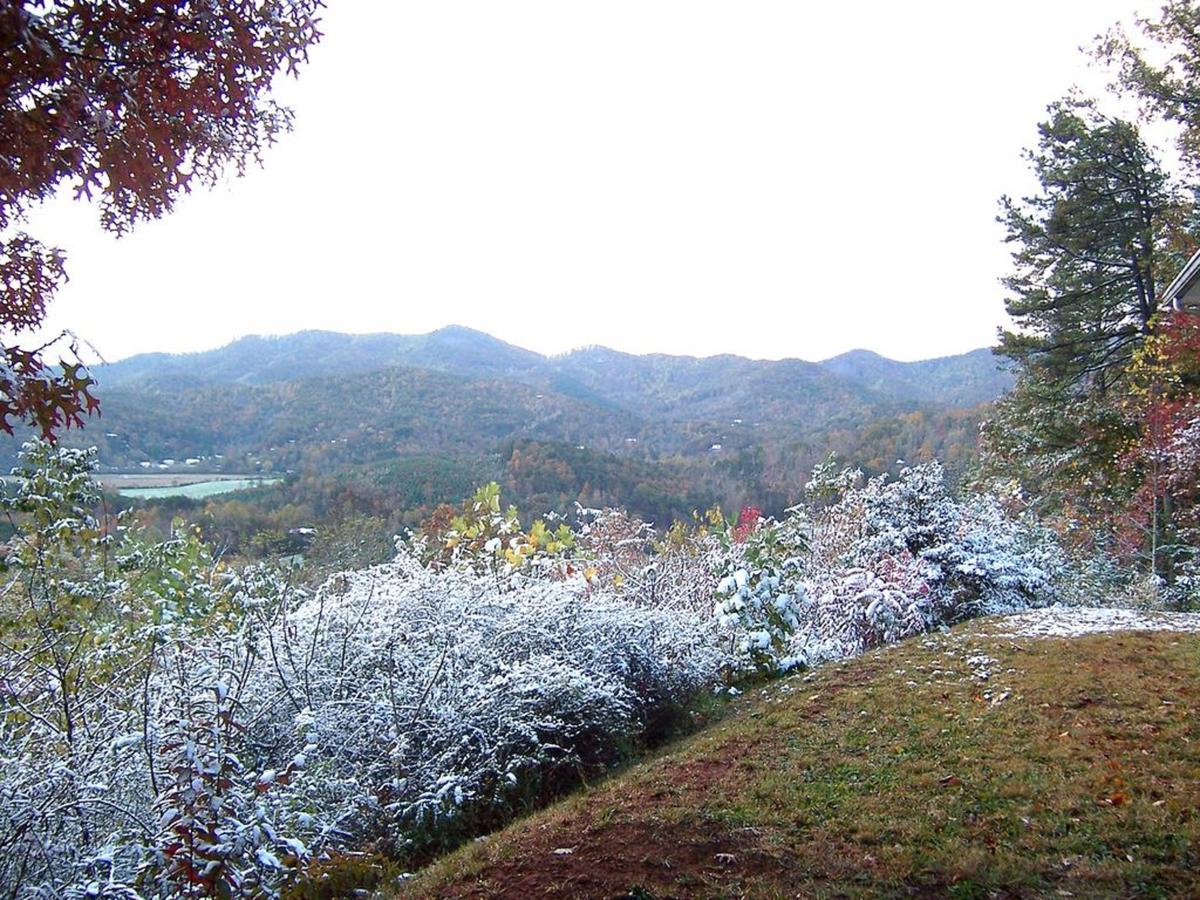 A Little Slice Of Smokey Mountain Heaven With Wifi - thumb 13