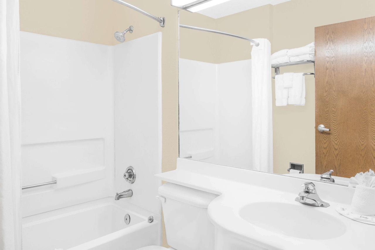 Microtel Inn & Suites By Wyndham Franklin - thumb 13