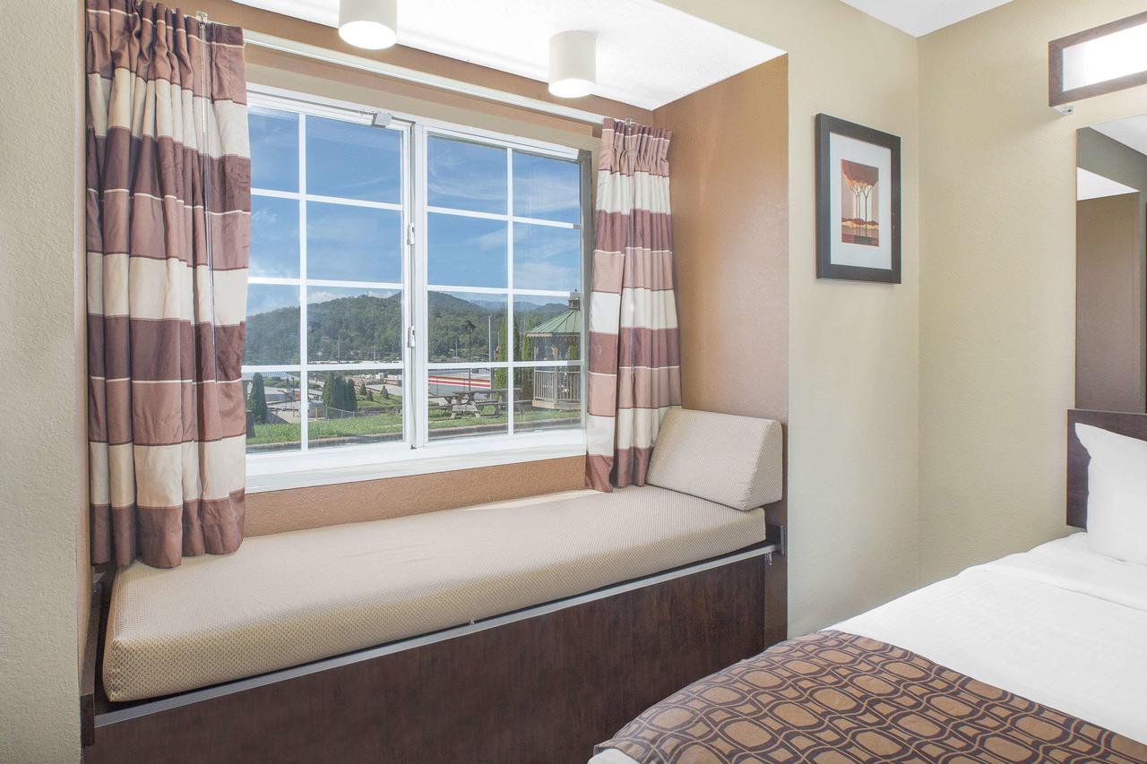 Microtel Inn & Suites By Wyndham Franklin - thumb 14