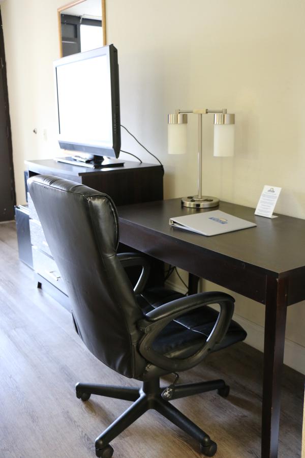 Days Inn & Suites By Wyndham Rocky Mount Golden East - thumb 2