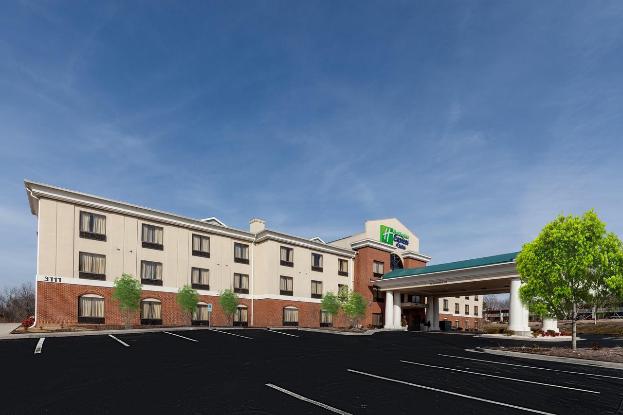 Holiday Inn Express Hotel & Suites Greensboro-East - thumb 12