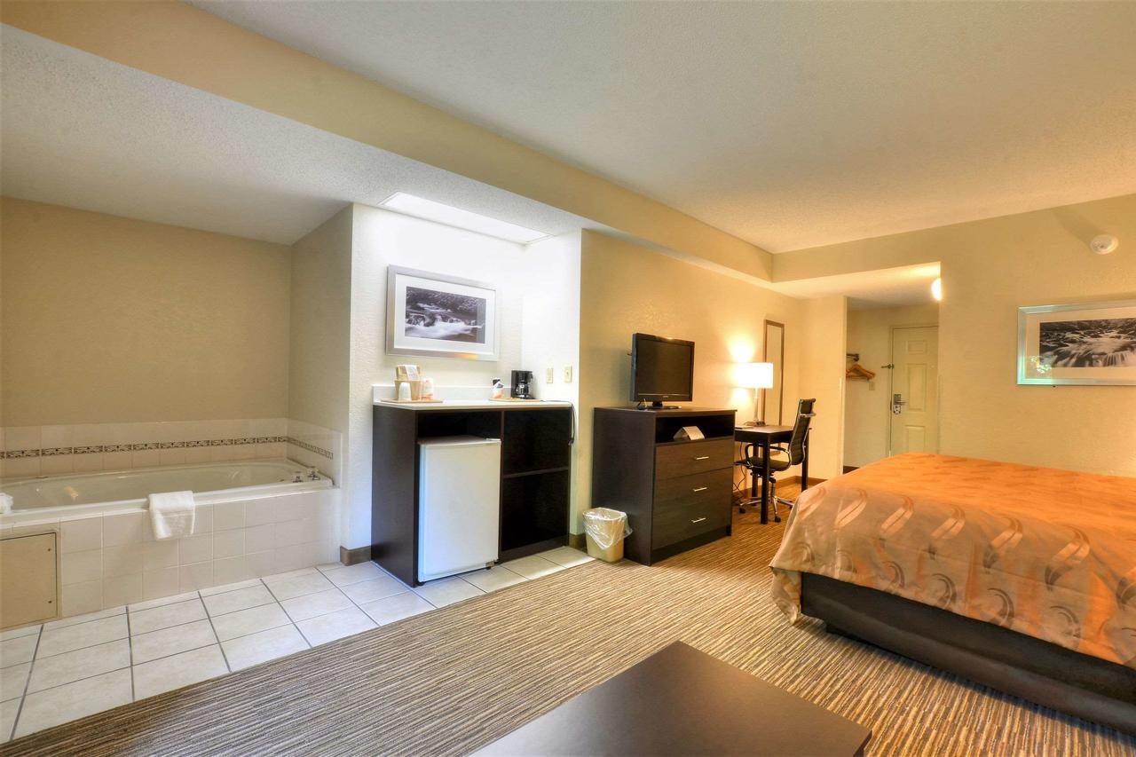 Quality Inn Cherokee - thumb 28