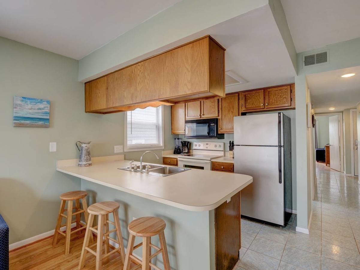 STOP! No Need To LOOK Further! Summer Dates Are Going FAST! - thumb 1