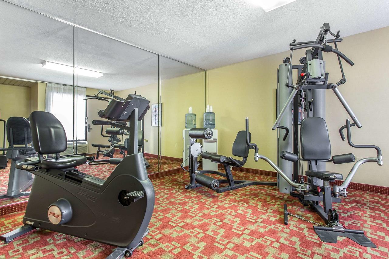 Quality Inn Greenville Near University - thumb 17