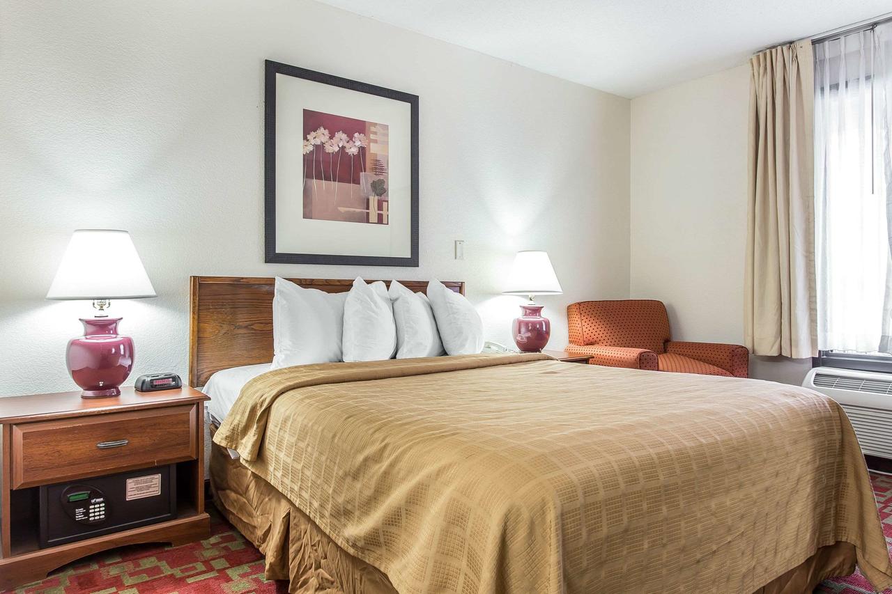 Quality Inn Greenville Near University - thumb 8