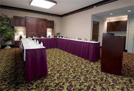 Hampton Inn Greensboro Airport - thumb 11