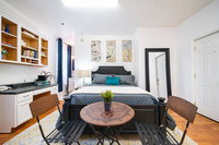 205 Merritt USA Accommodation