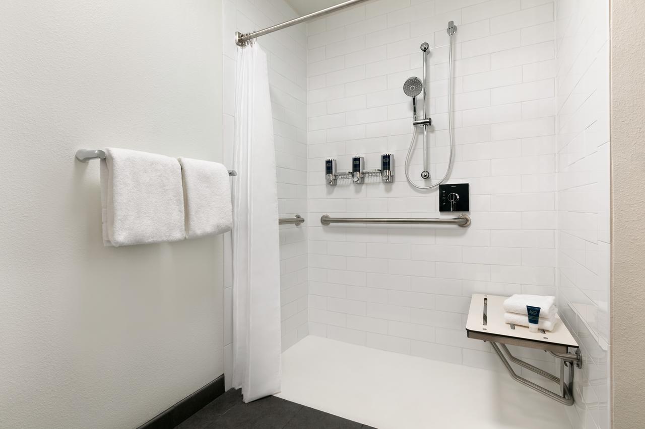 Four Points By Sheraton Raleigh Arena - thumb 13