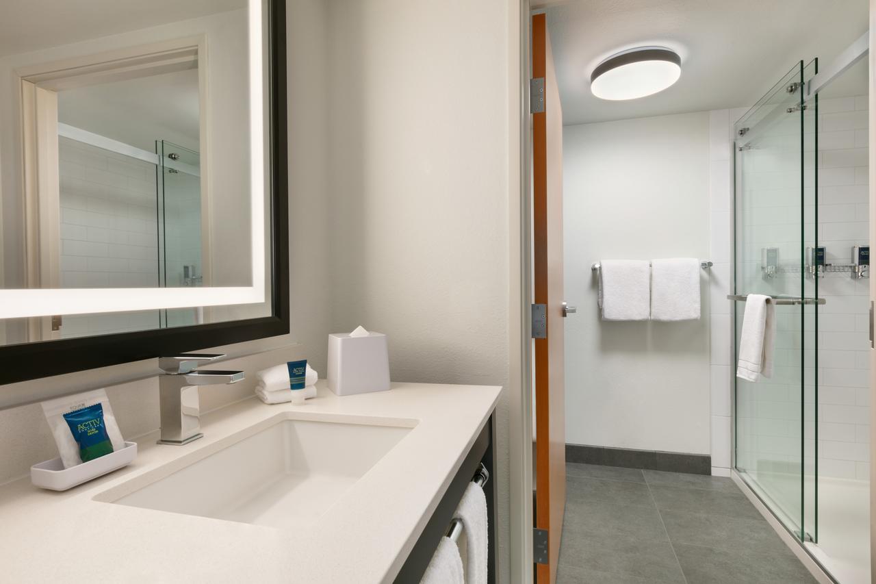 Four Points By Sheraton Raleigh Arena - thumb 10