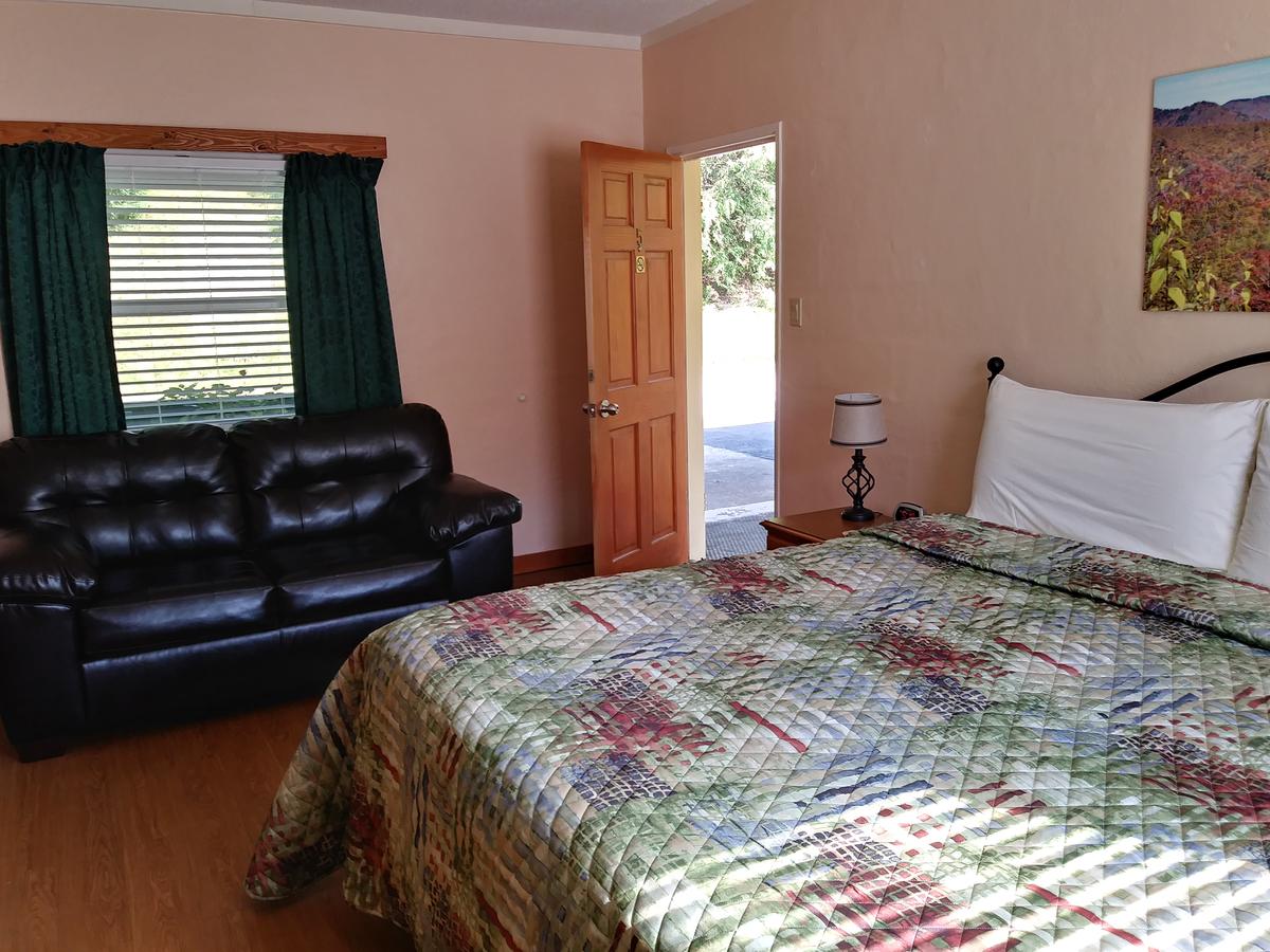 Riverbend Lodging - thumb 8