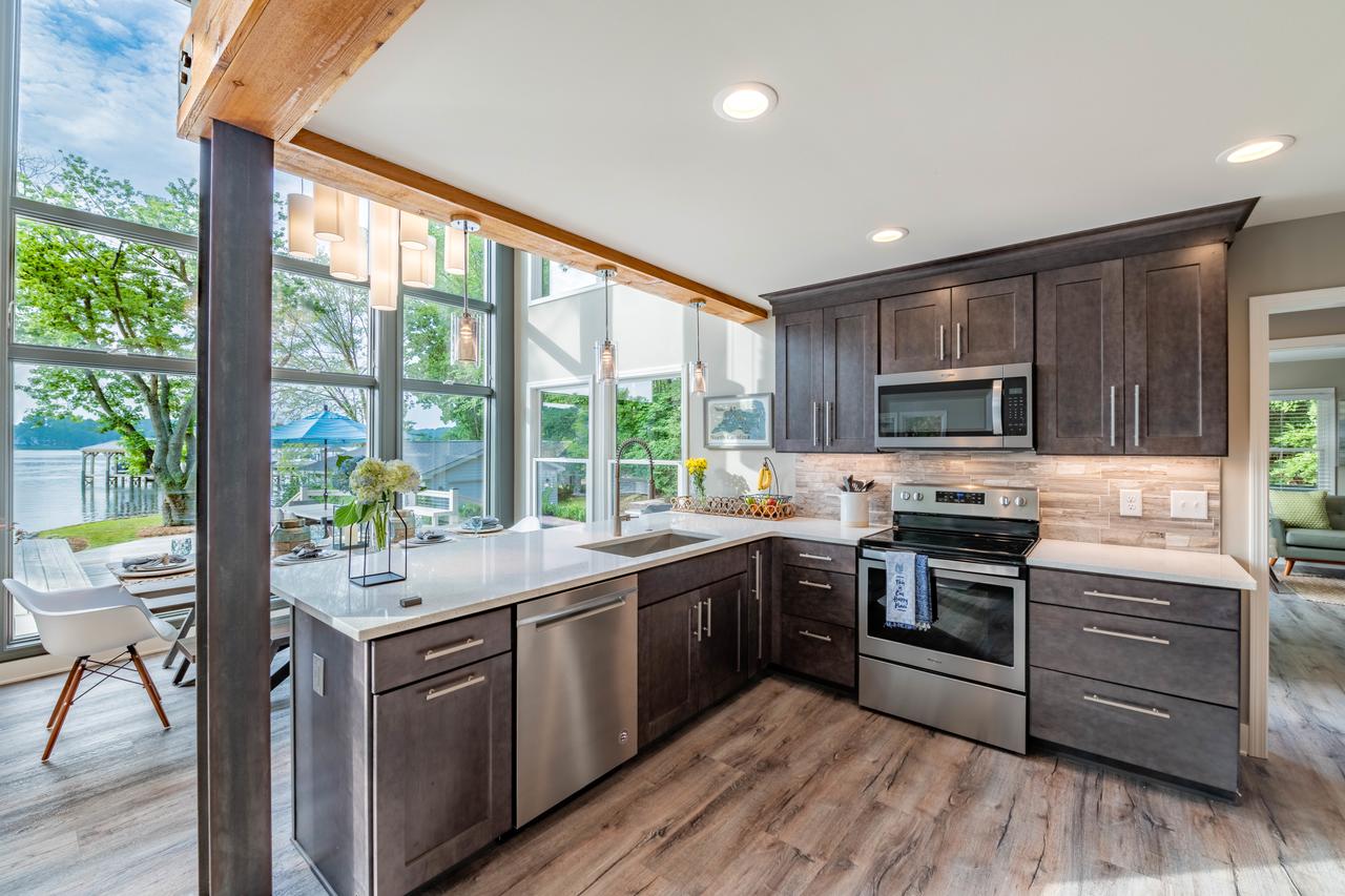 Lakeside Story - thumb 34