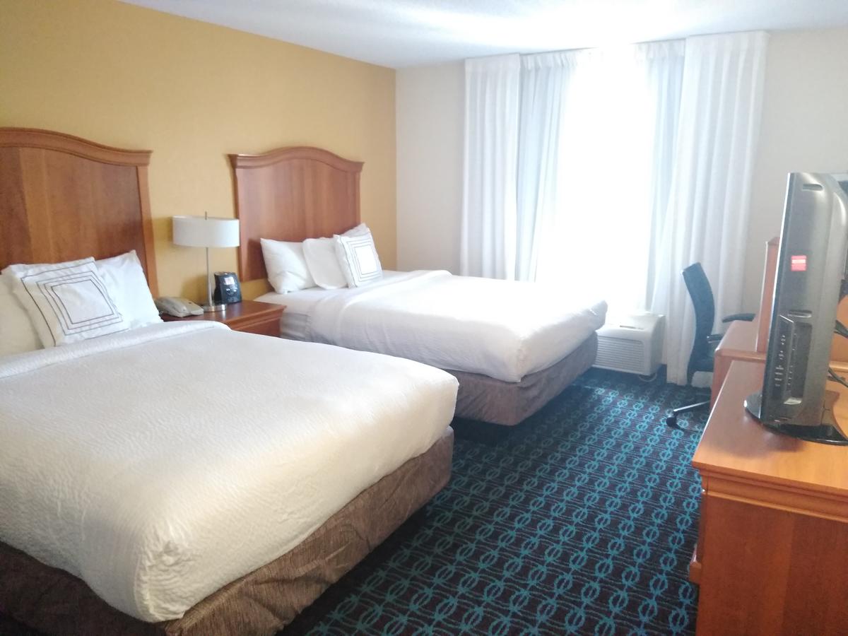 Fairfield Inn & Suites Greensboro Wendover - thumb 7