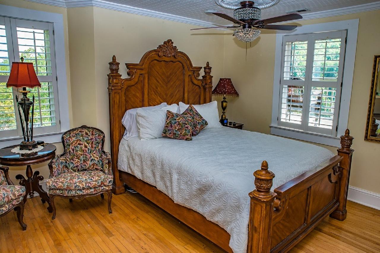 Chimney Rock Manor - thumb 24