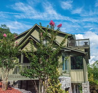 Chimney Rock Manor - USA Accommodation