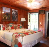 Riverside Lodge at Chimney Rock - USA Accommodation