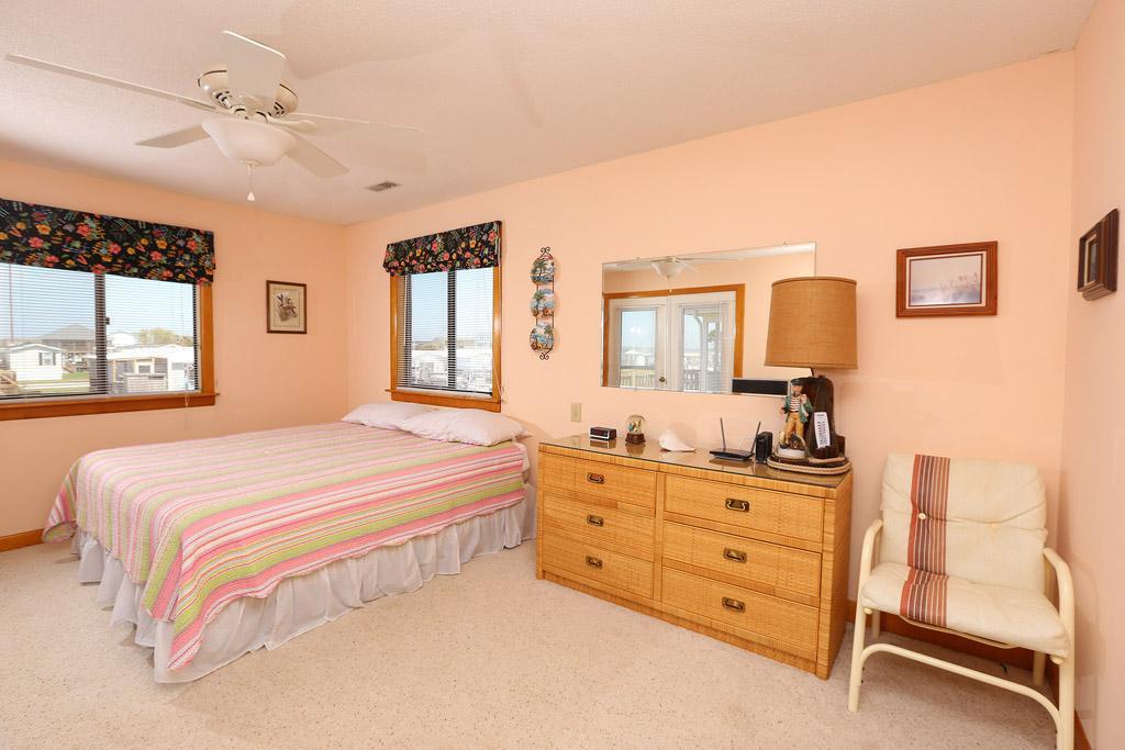 Atlantic Beach Getaway (House) - thumb 17