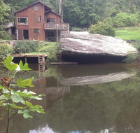 Serene mountain getaway Sleeps up to 5 - Tourism Bookings