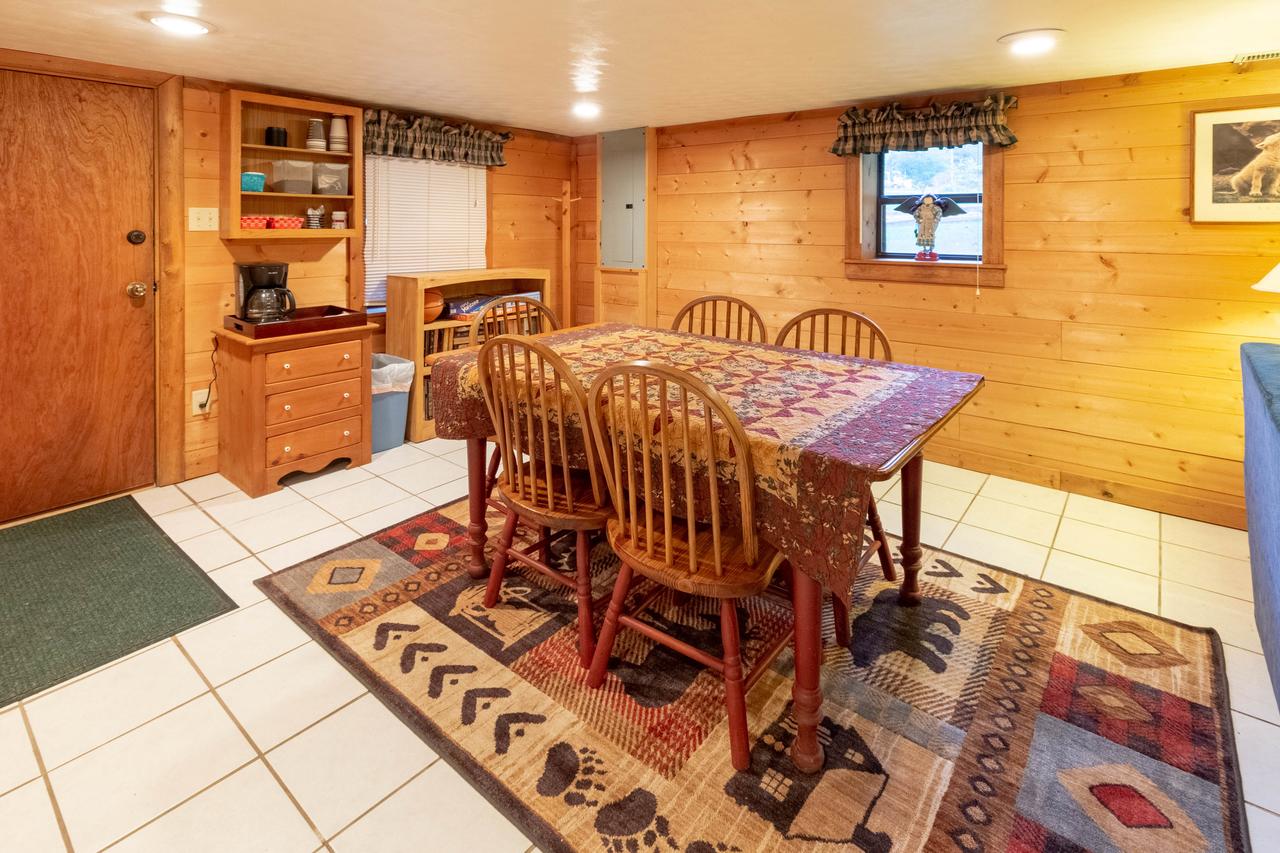3 Bed 2 Bath Vacation Home In Bryson City - thumb 8
