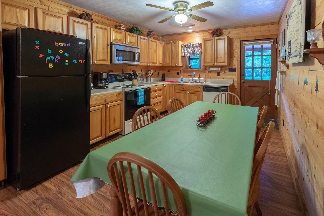 3 Bed 2 Bath Vacation Home In Bryson City - thumb 5