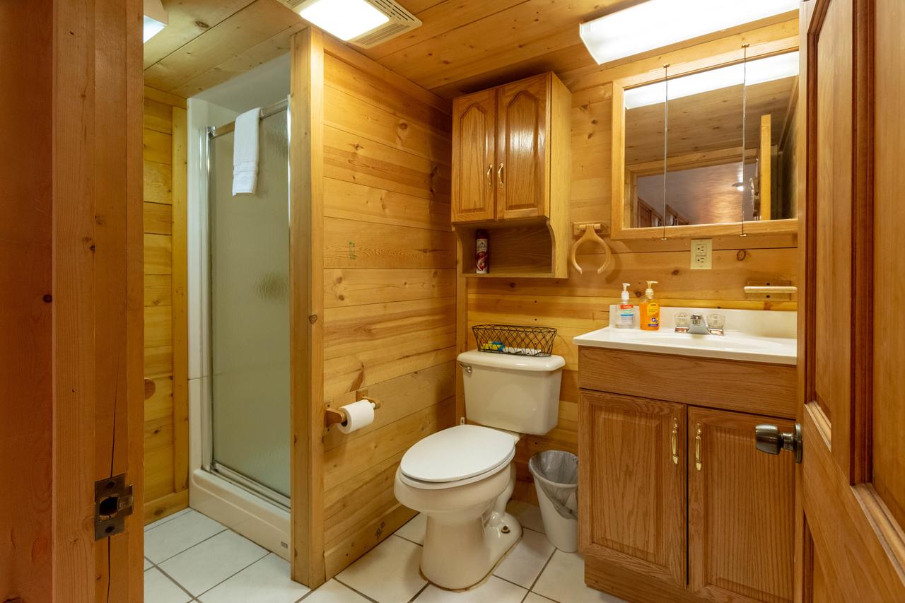 3 Bed 2 Bath Vacation Home In Bryson City - thumb 10